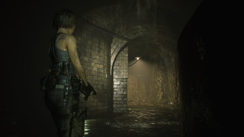 RESIDENT EVIL 3 PS4 UK2